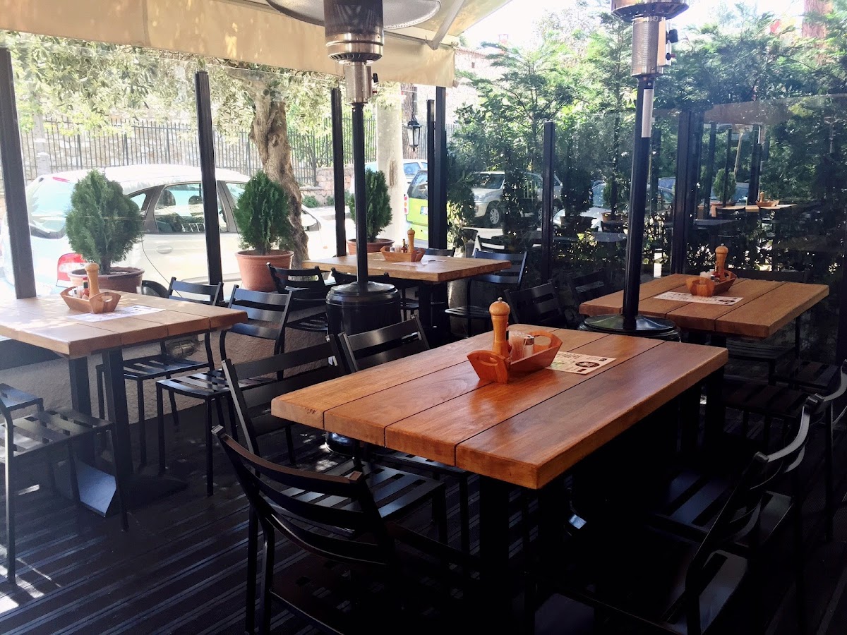 Juicy Grill