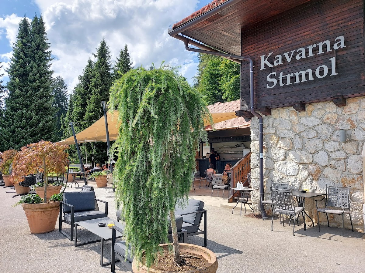 Kavarna Strmol