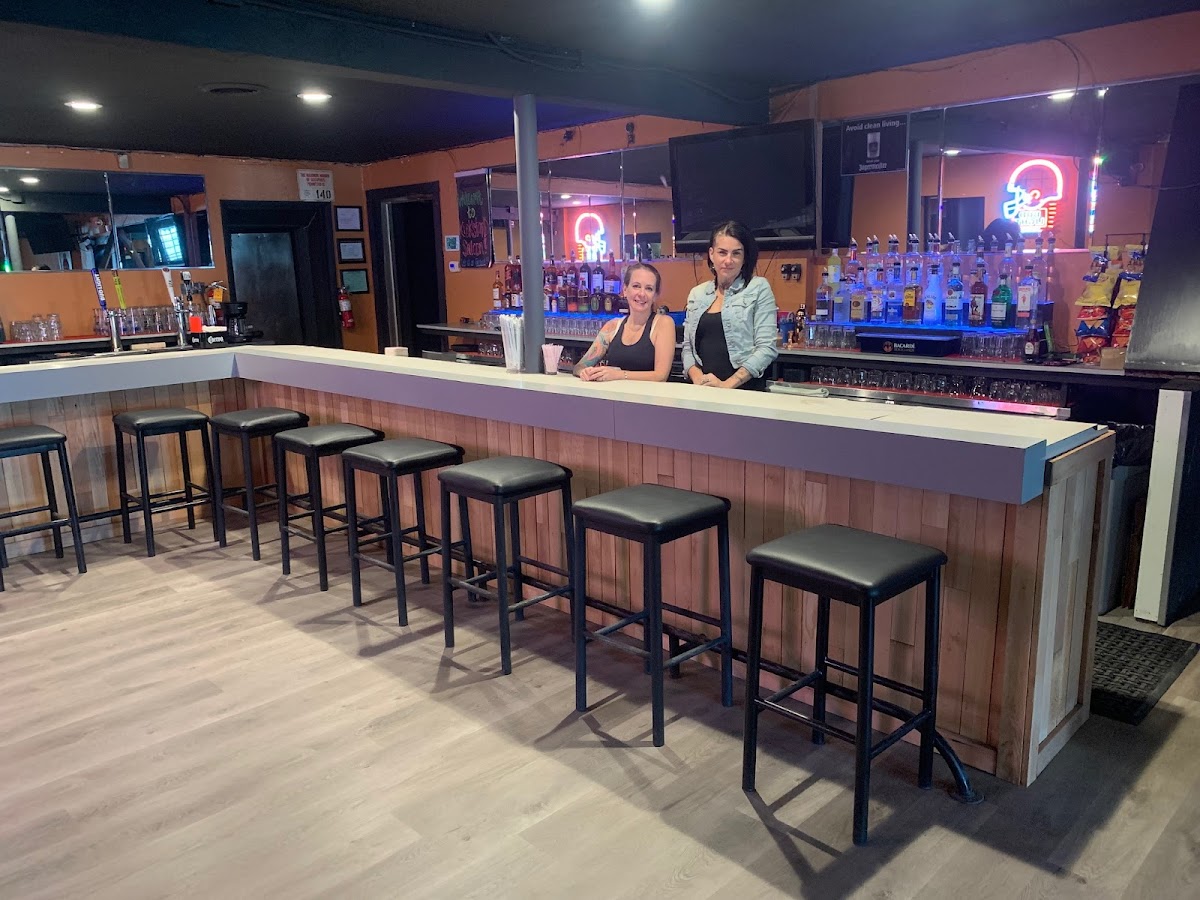 Kickstand Saloon