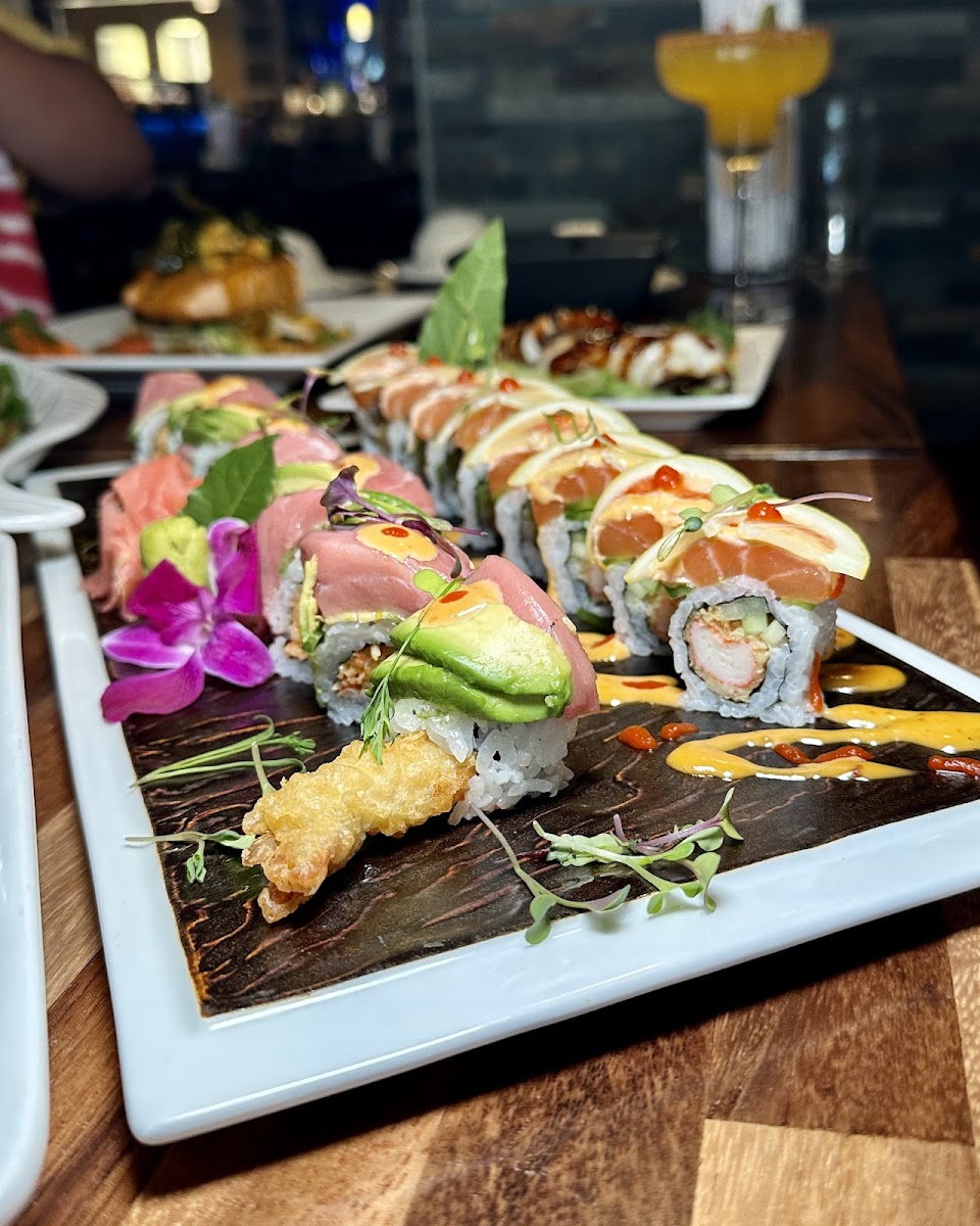 koi-sushi-thai-midtown/8128-albums-3.jpg