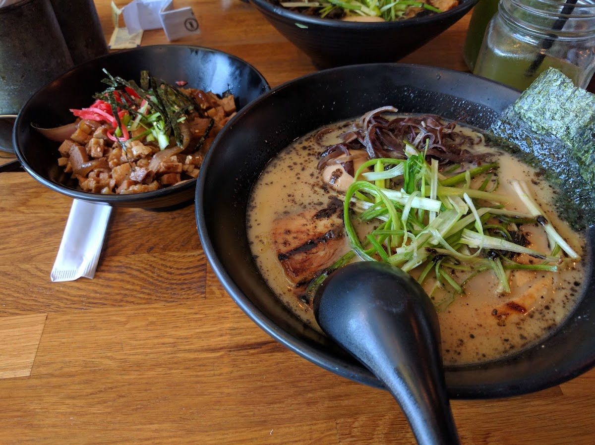 kontentsu-south-pasadena/8148-albums-5.jpg