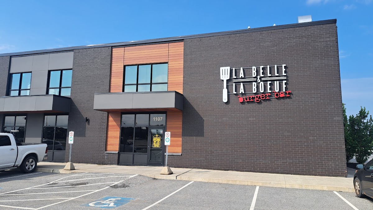 La Belle & La Boeuf - Burger Bar - Saint-Hyacinthe