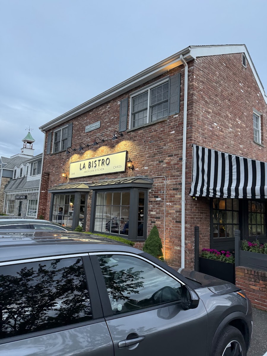 La Bistro