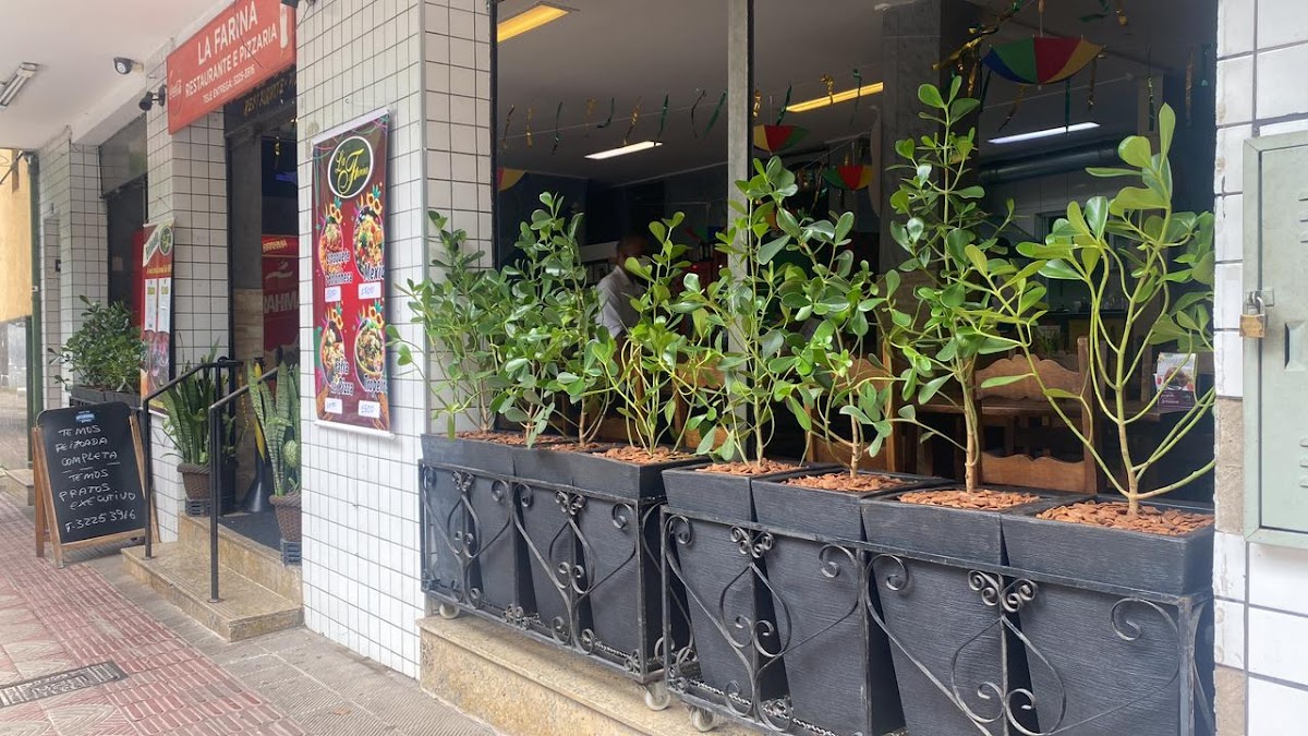 La Farina Restaurante E Pizzaria