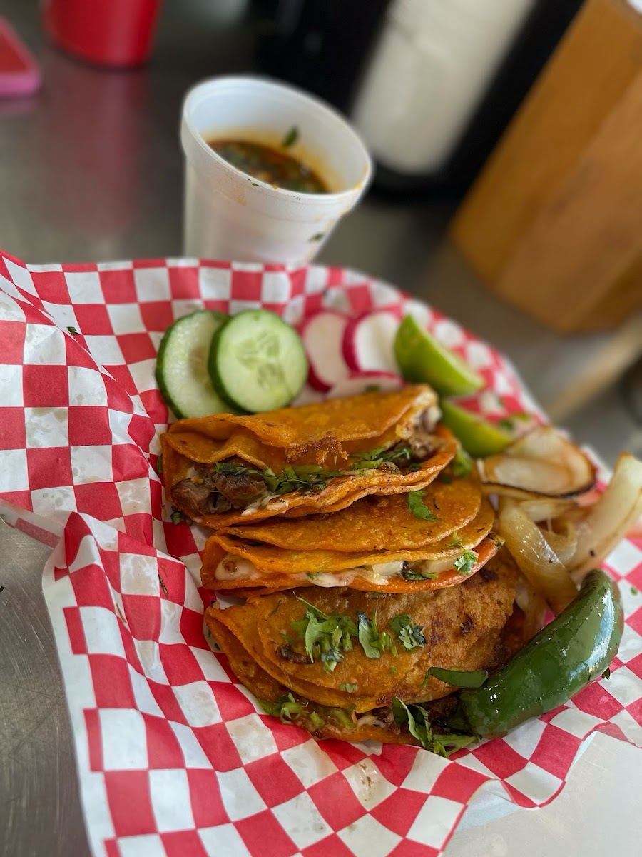 La Feria Taco Truck
