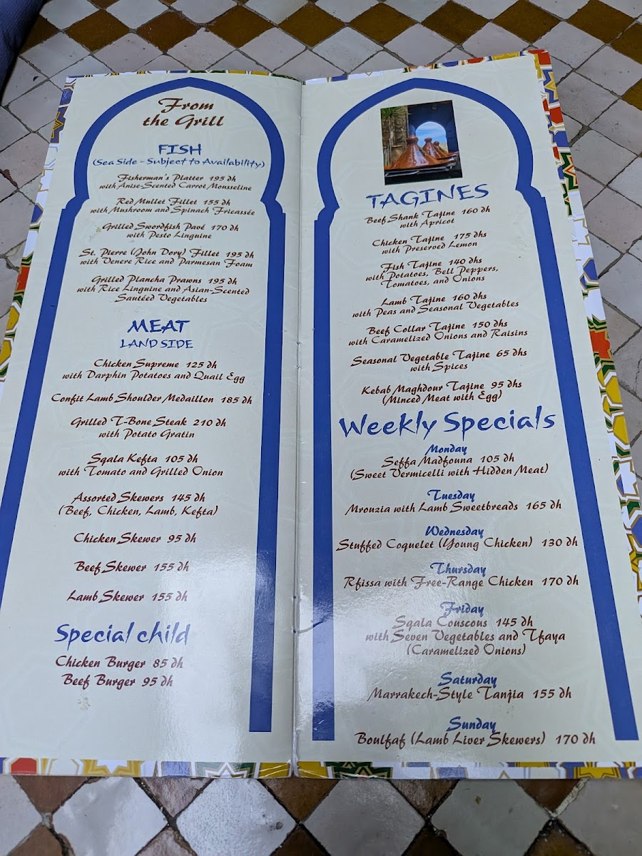la-sqala/16742-menus-3.jpg