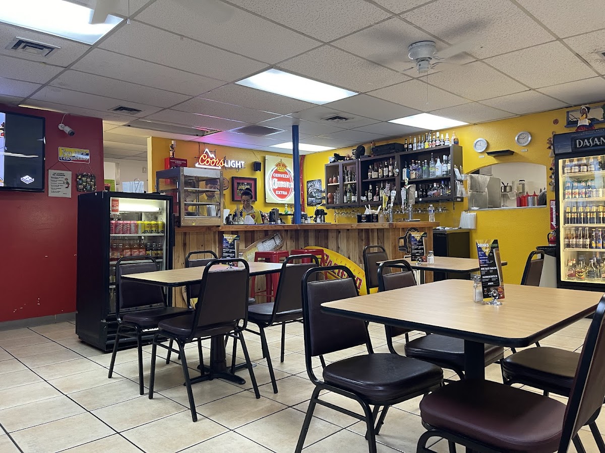 La Tiendita Colombian Restaurant