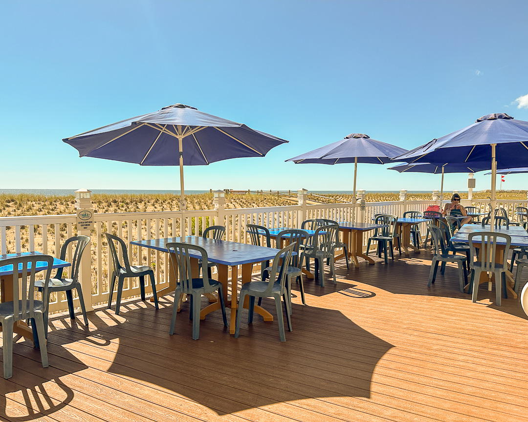 La Vela Beach Cafe