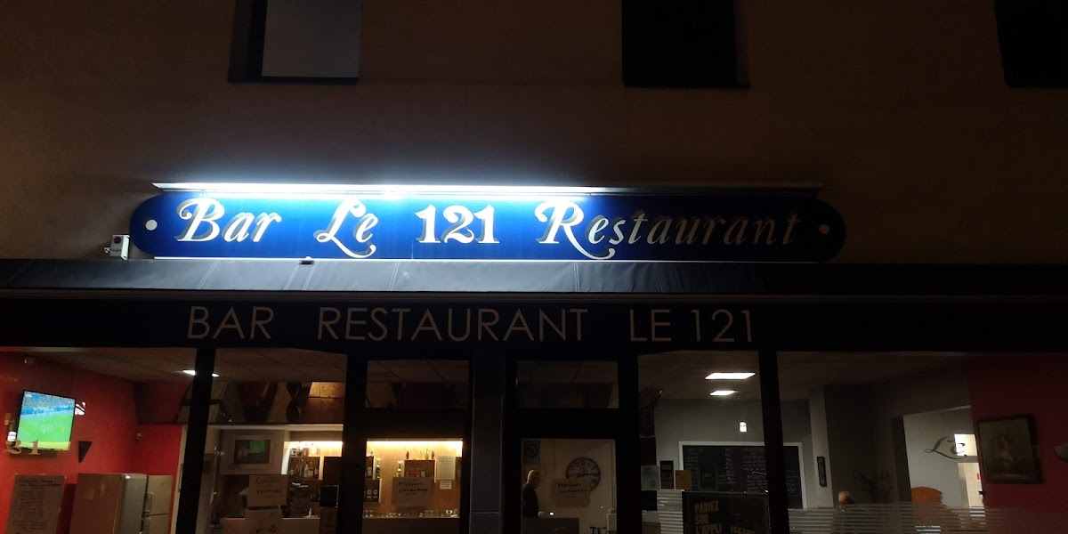 Le 121