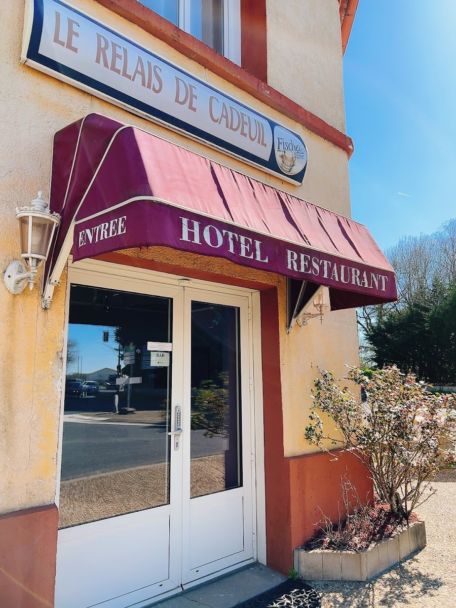 Le Relais De Cadeuil