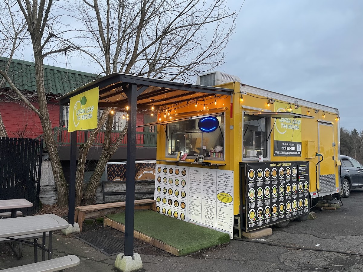 Lemon Leaf Thai Kitchen