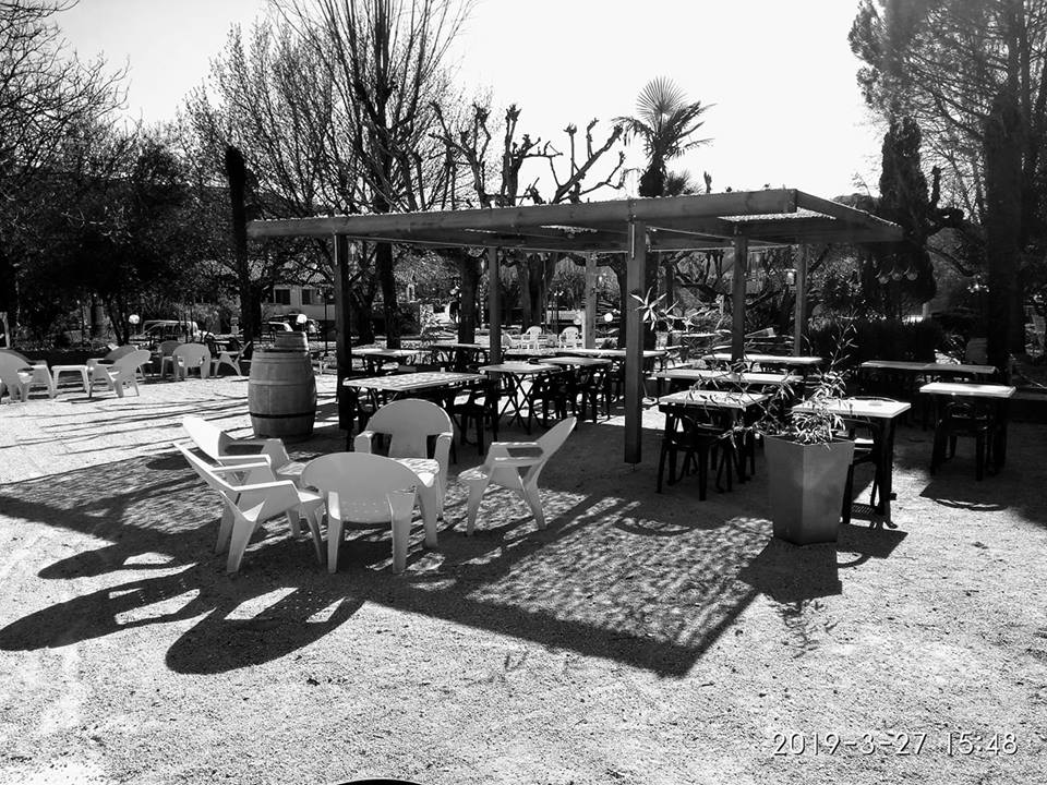 Lézard Café Et Mini Golf Du Chastelas