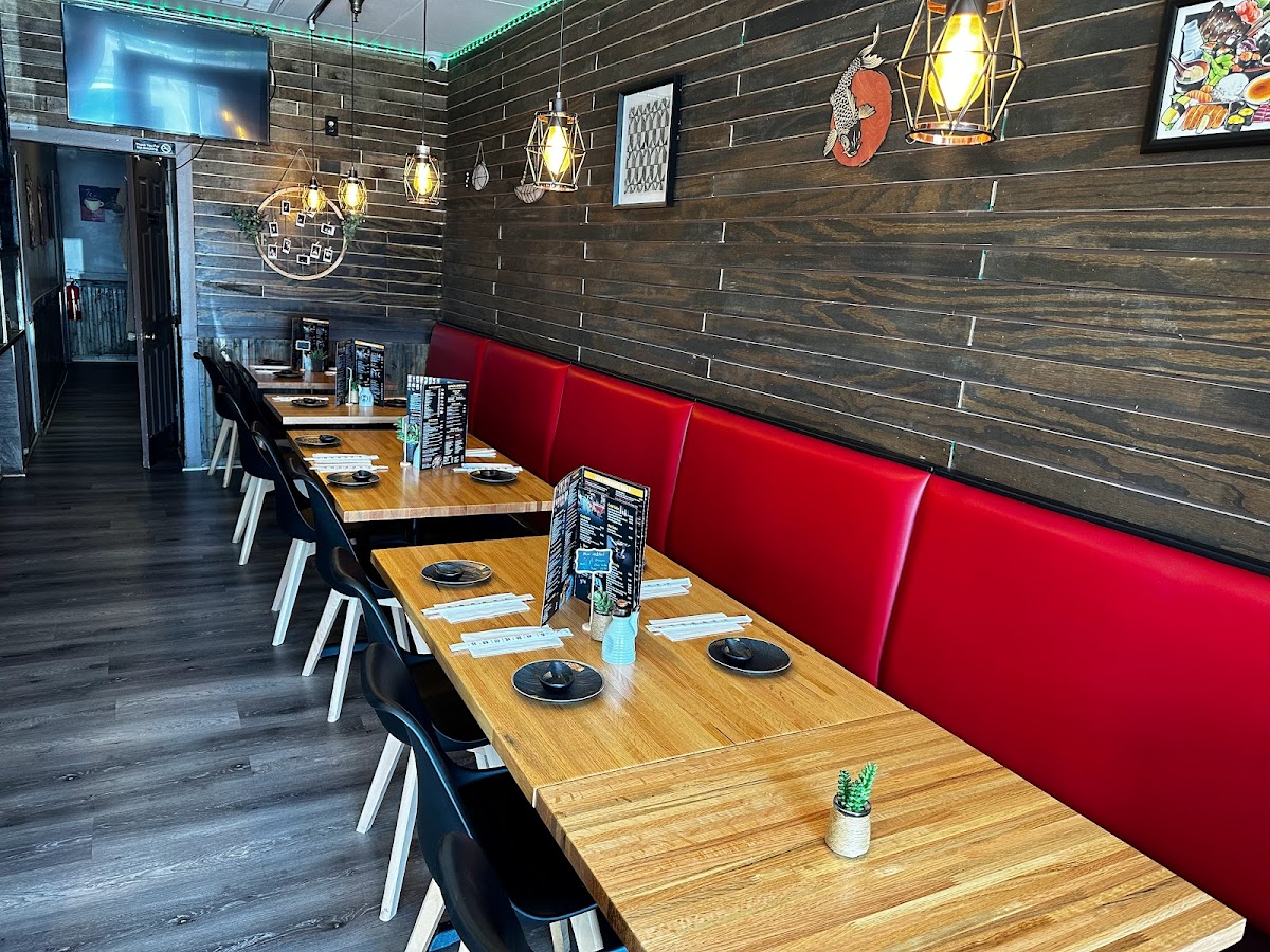 Lili Sushi & Ramen