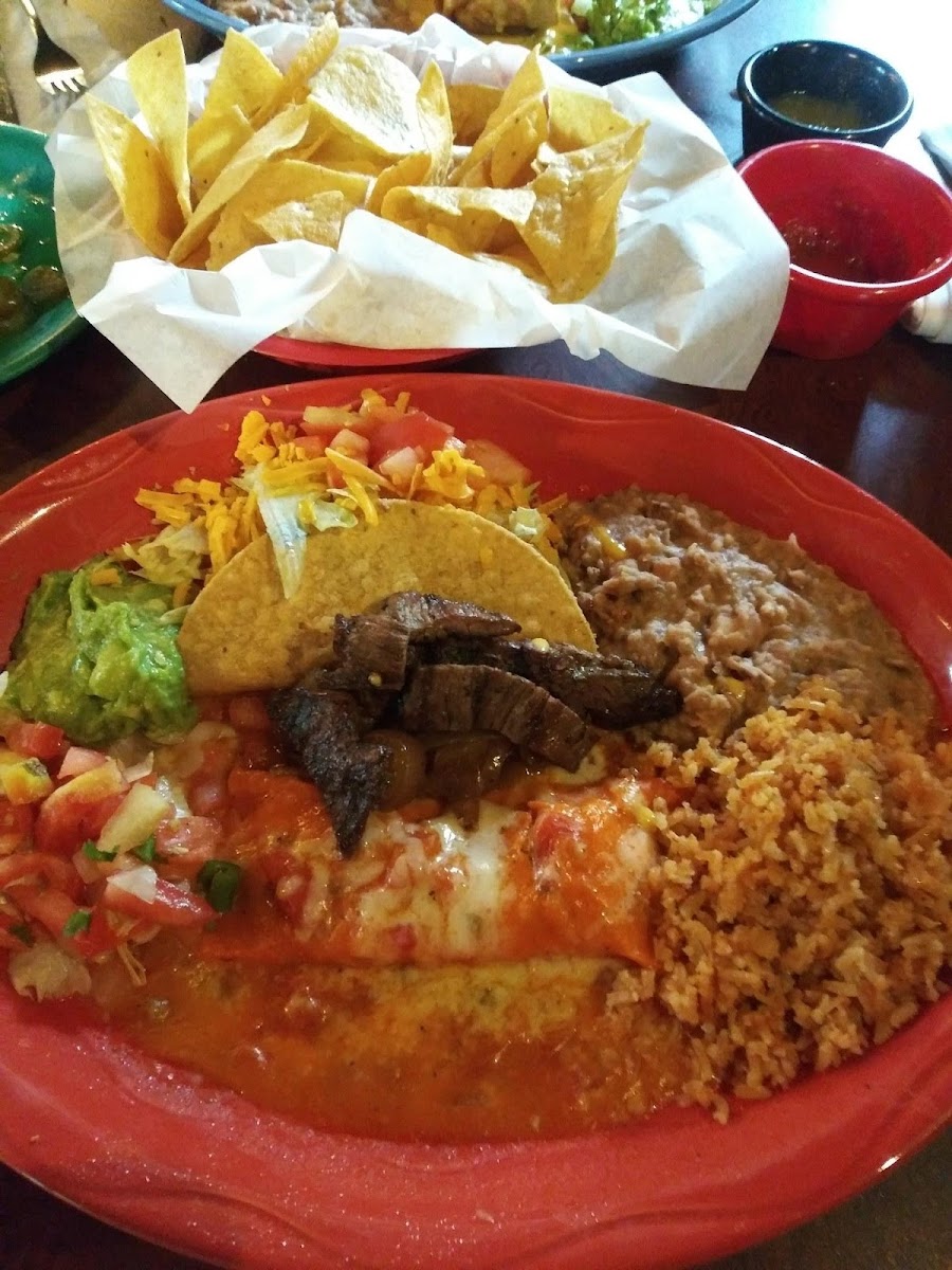 los-patrones-mexican-grill/25477-albums-5.jpg