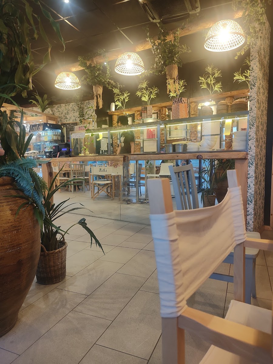 Loulou Poke - Reggio Emilia - Gramsci