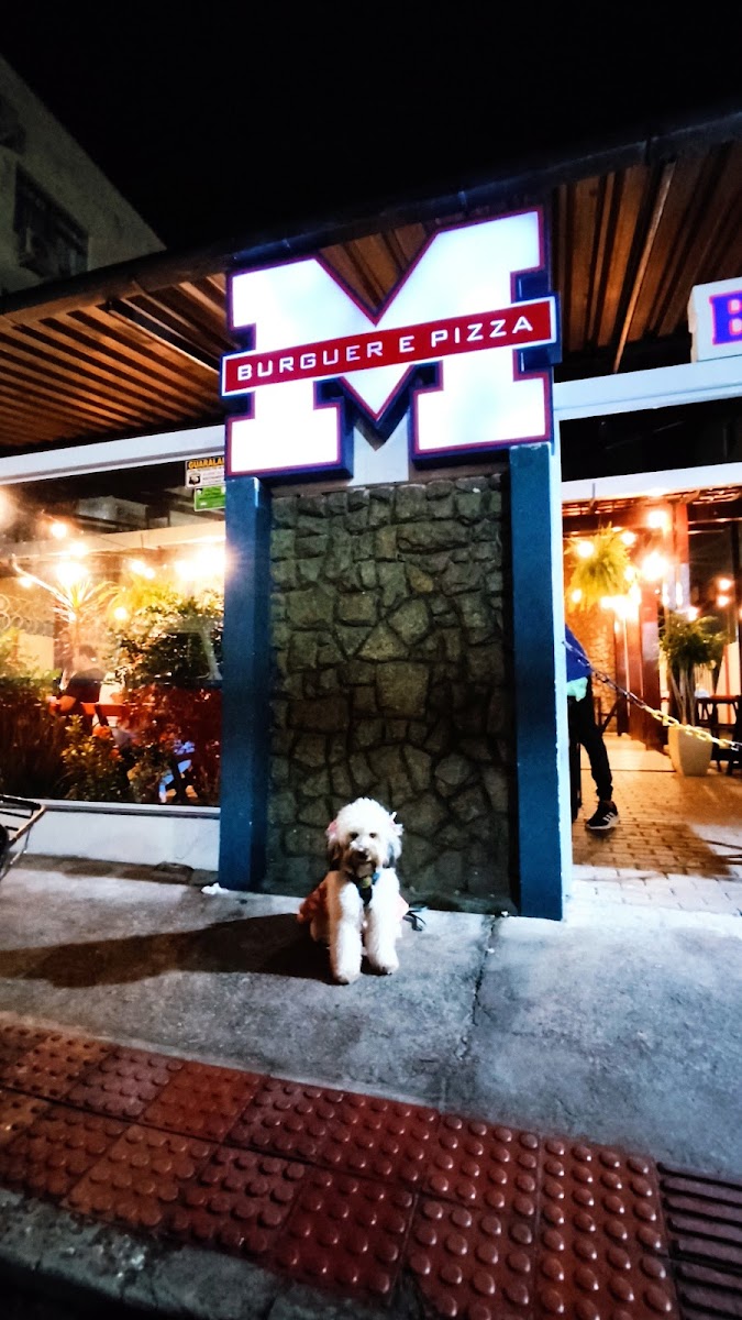 M Burger & Pizza - Praia Do Morro