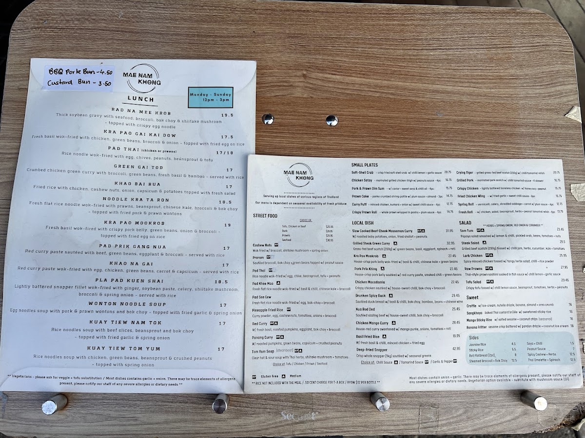 mae-nam-khong-thai-restaurants/21940-menus-5.jpg