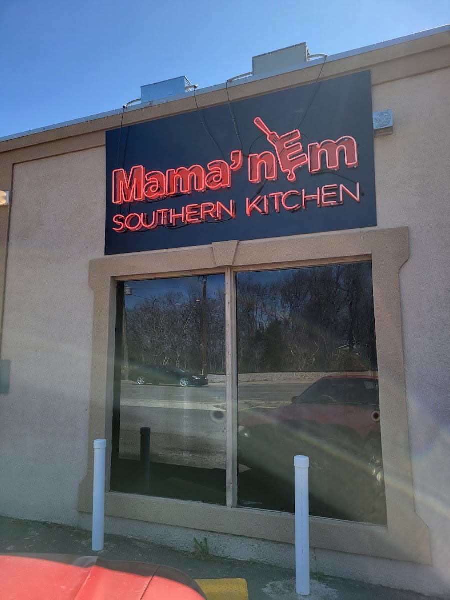Mamanem Southern Kitchen