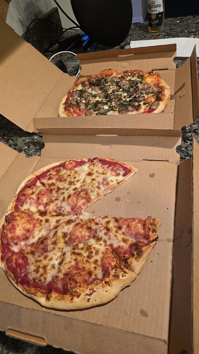Mangiamo La Pizza