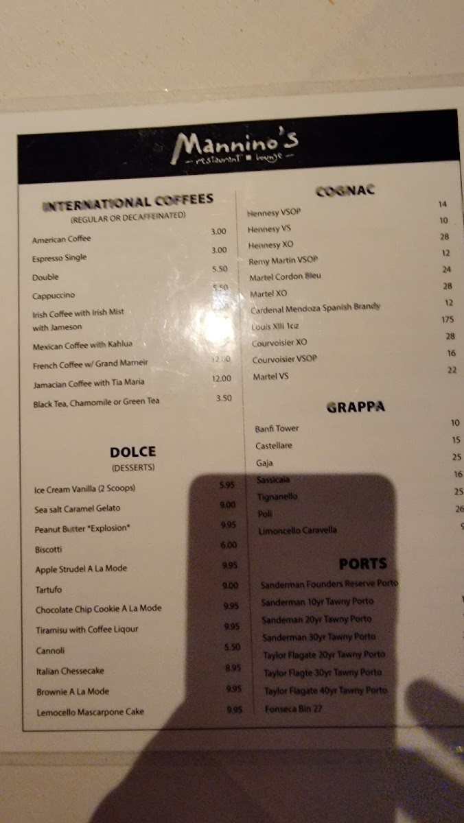 manninos/6706-menus-1.jpg