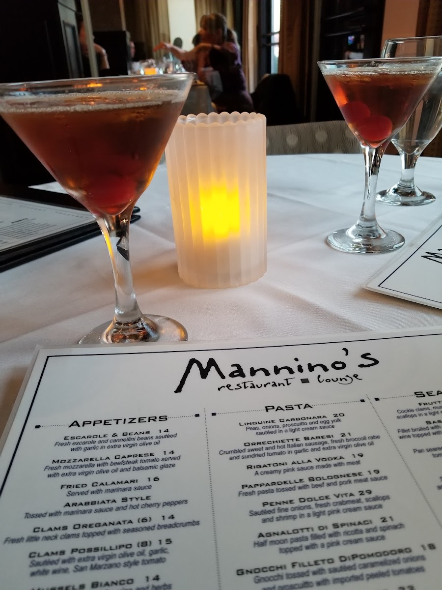 manninos/6706-menus-2.jpg