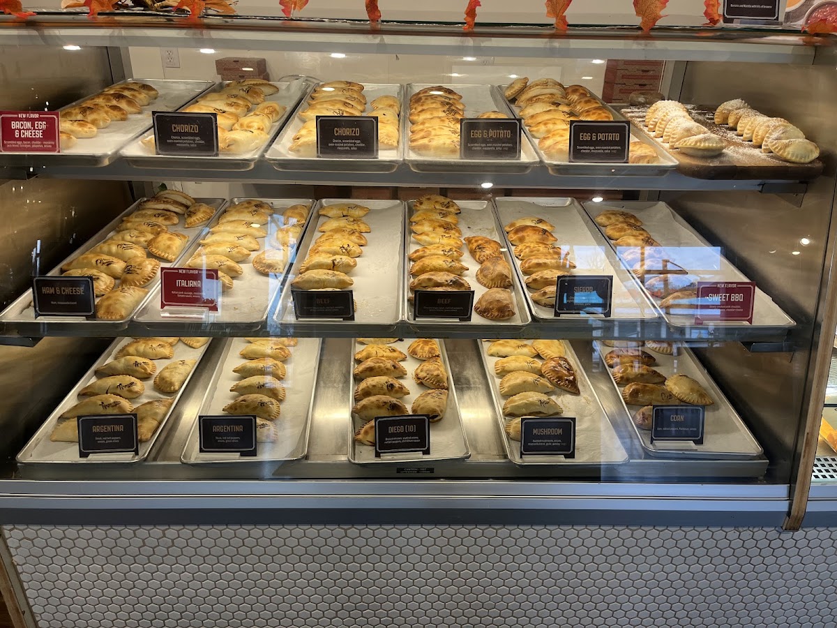maria-empanada-south-broadway/3008-albums-3.jpg
