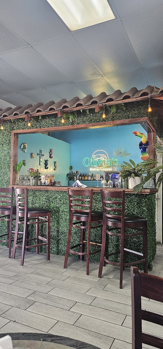 Maria's Bar & Grill