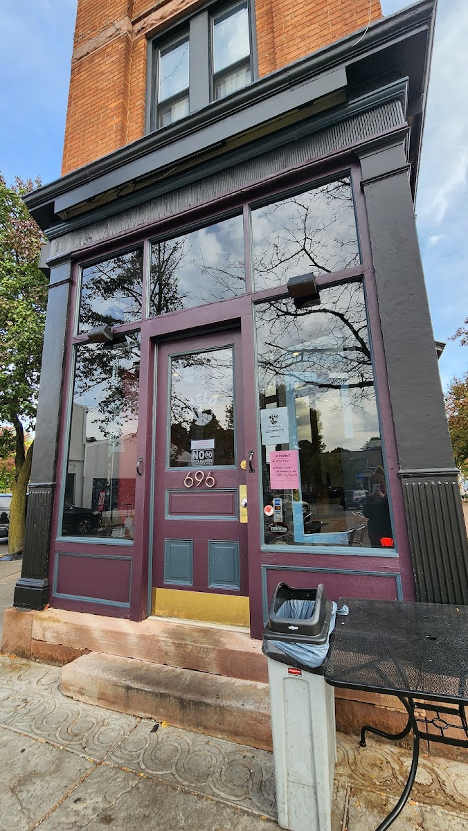 Melo Coffee & Kitchen