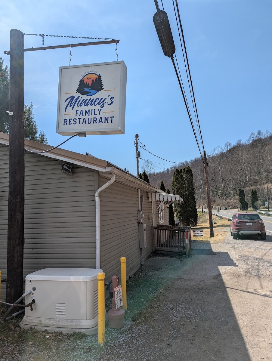 Minney’S Family Restaurant