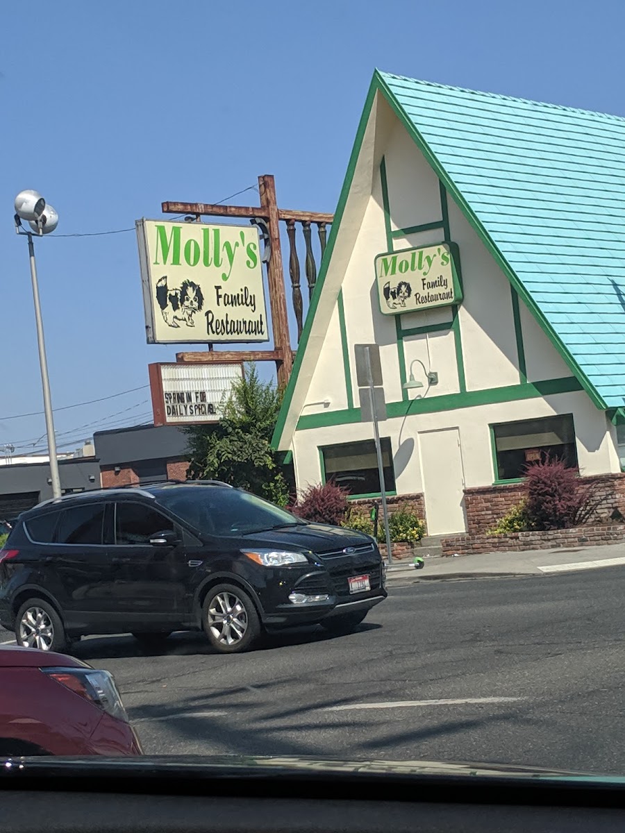 Molly's Family Restaurant