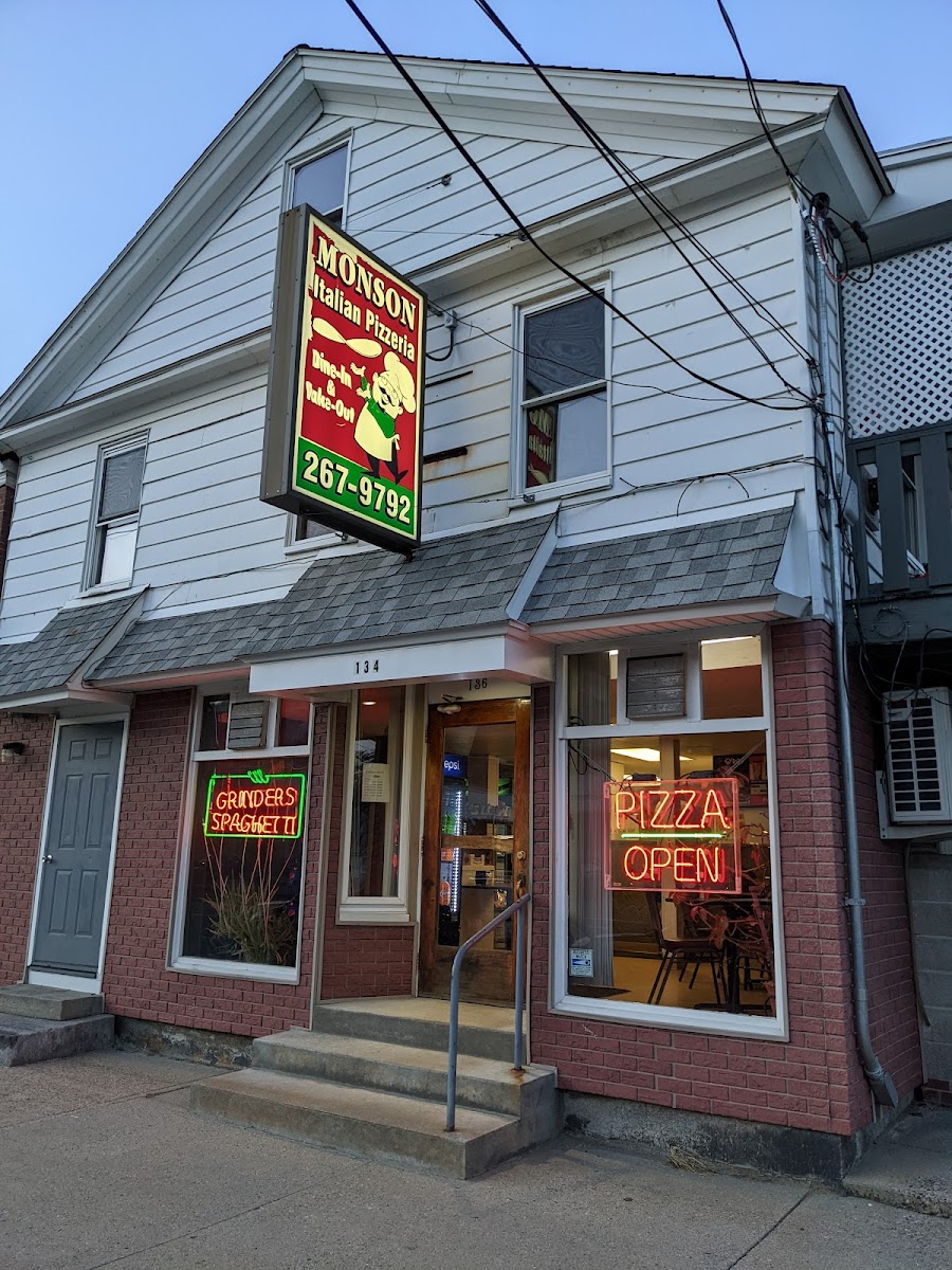 Monson Italian Pizzeria