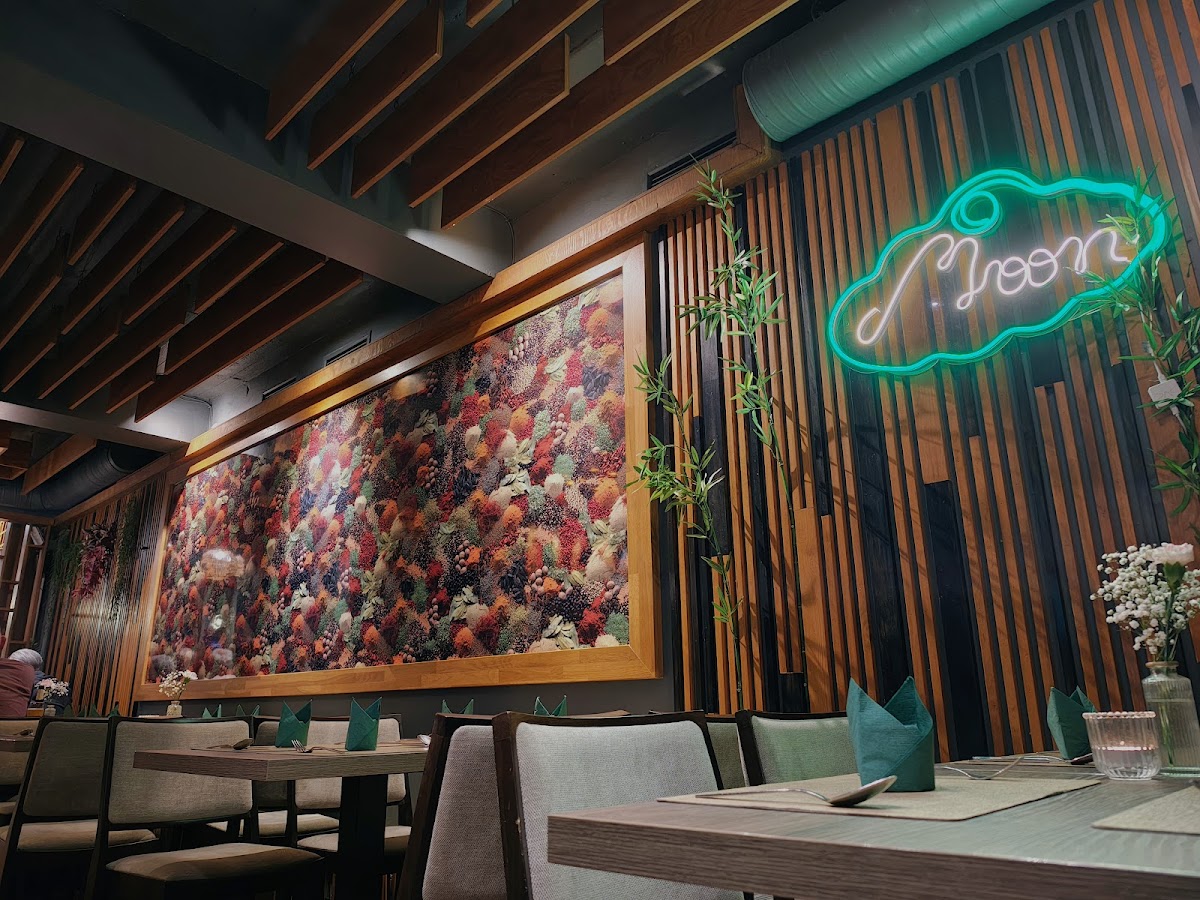 Moon Restaurant