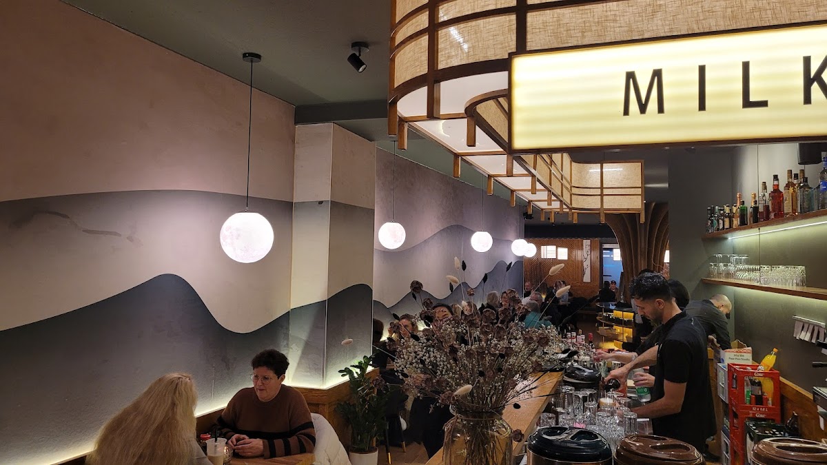 Moon Sushi Bar