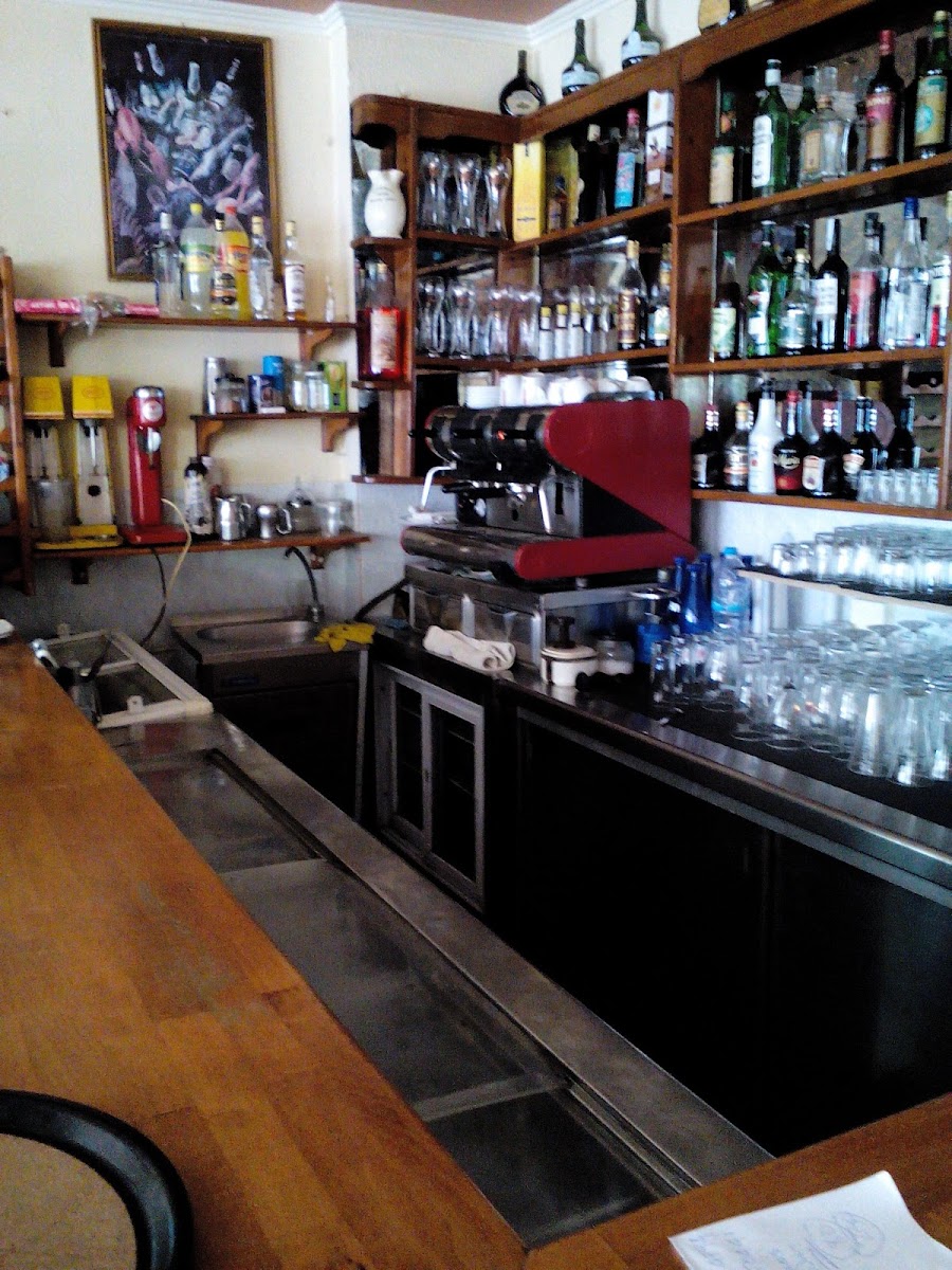 Moukas Restaurant