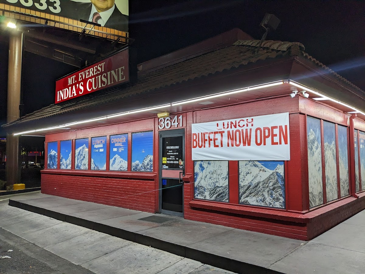 Mt. Everest India's Cuisine