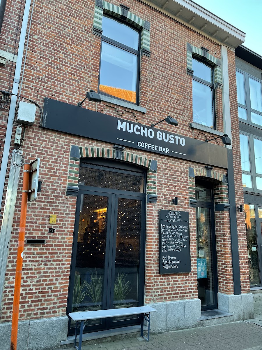 Mucho Gusto Coffee