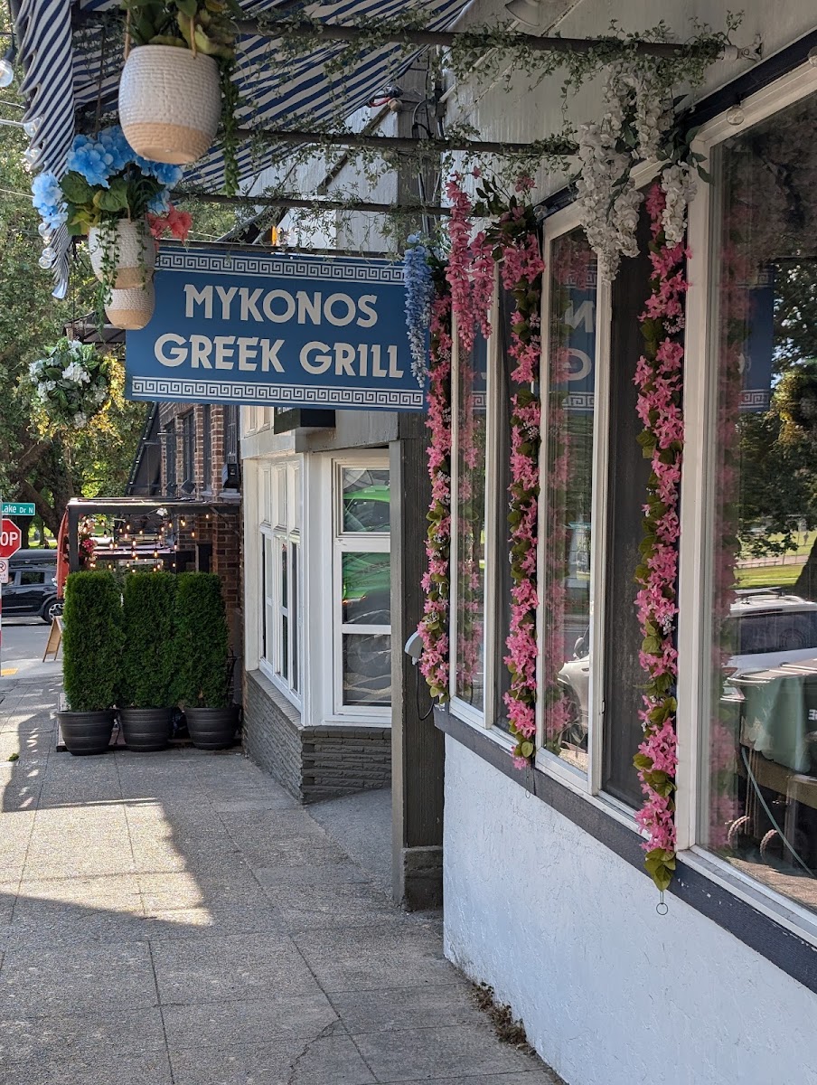 Mykonos Greek Grill
