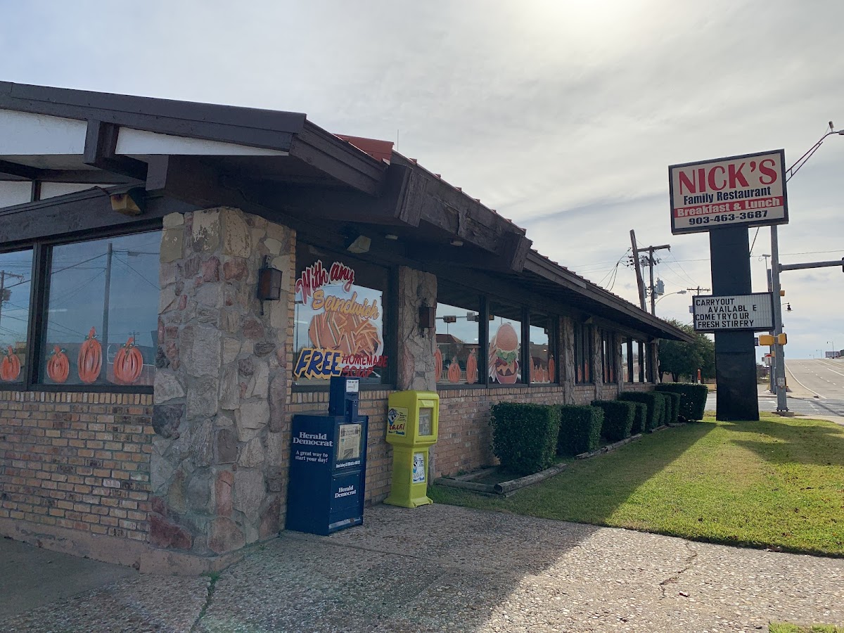Nick's Family Restaurant