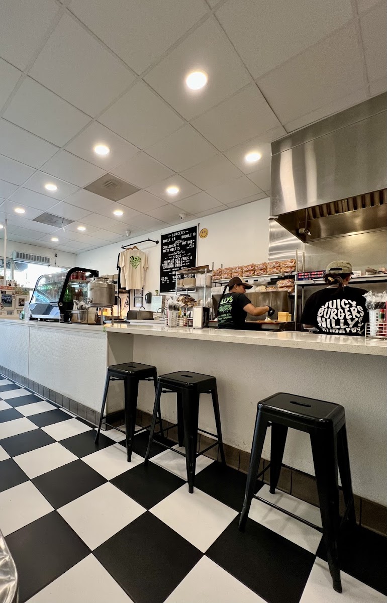 Nilly's Burgers