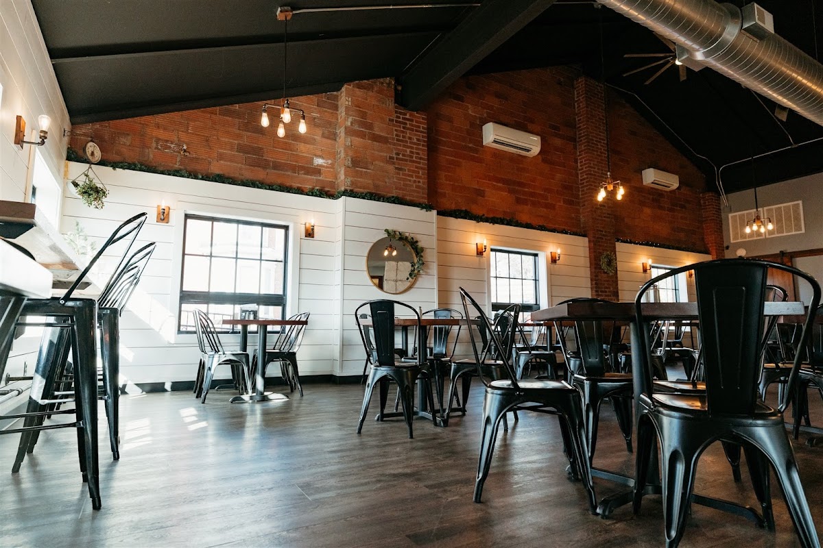 North Main Café