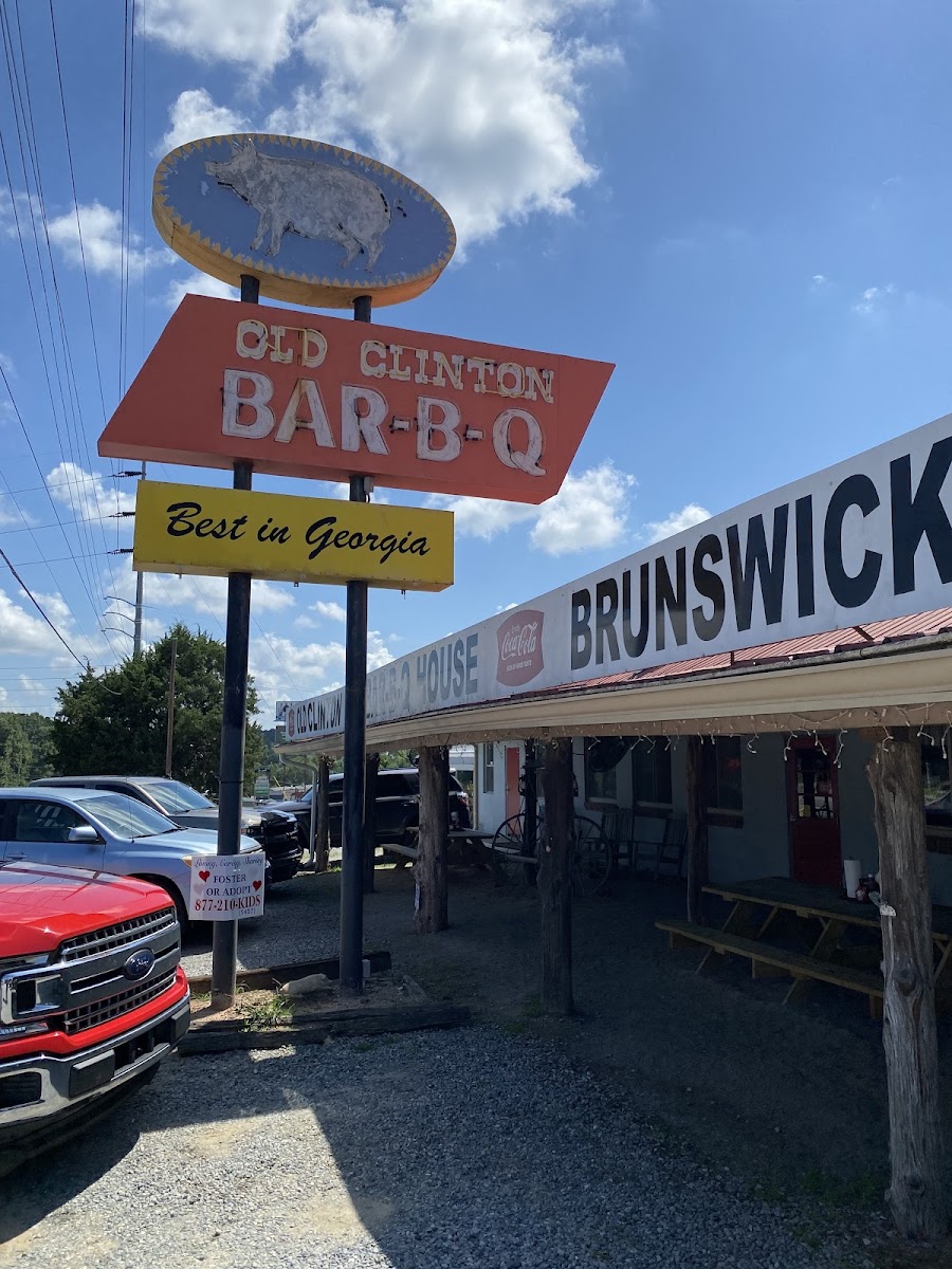 Old Clinton Barbecue House