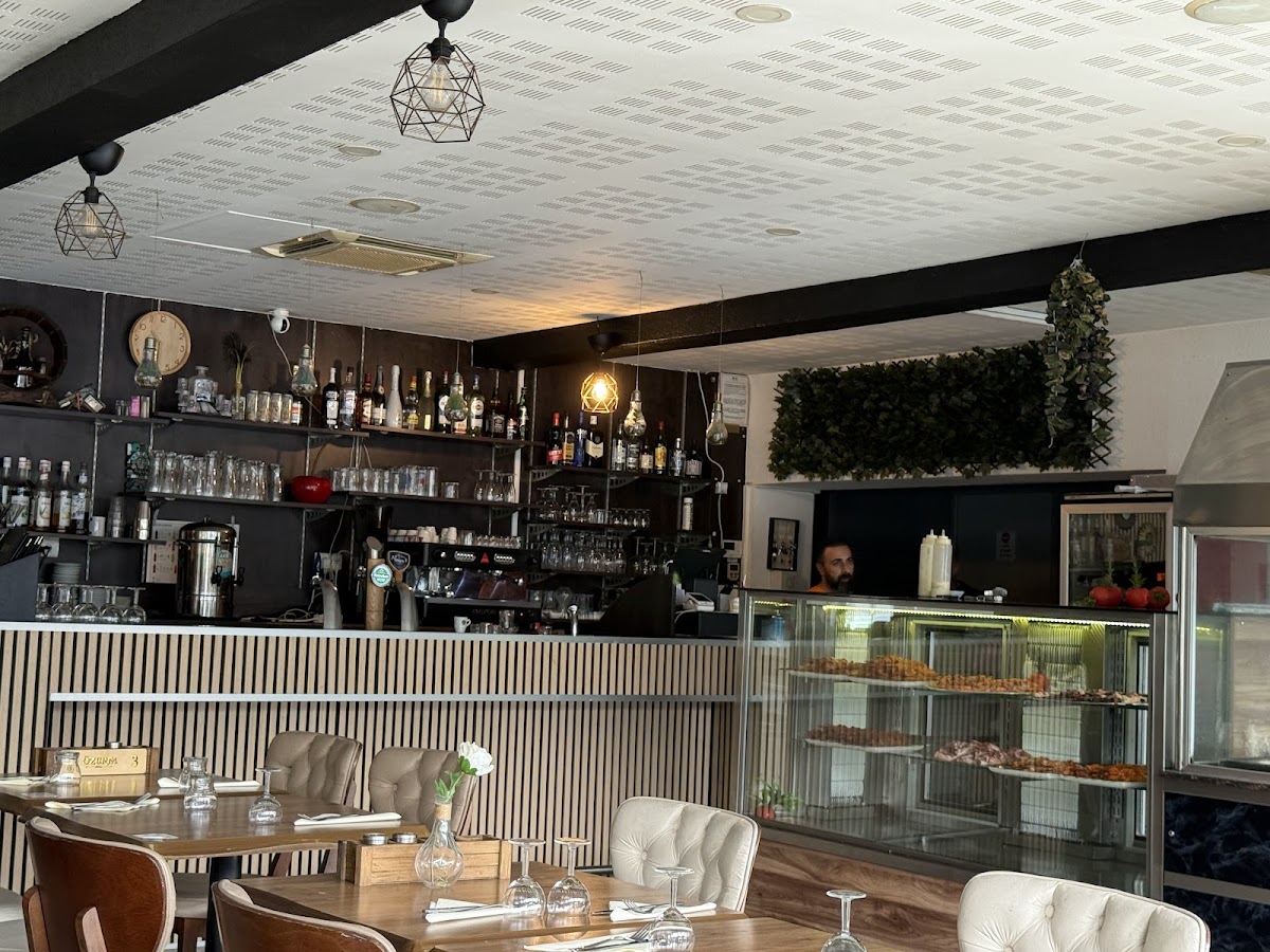 Oz Urfa Grill