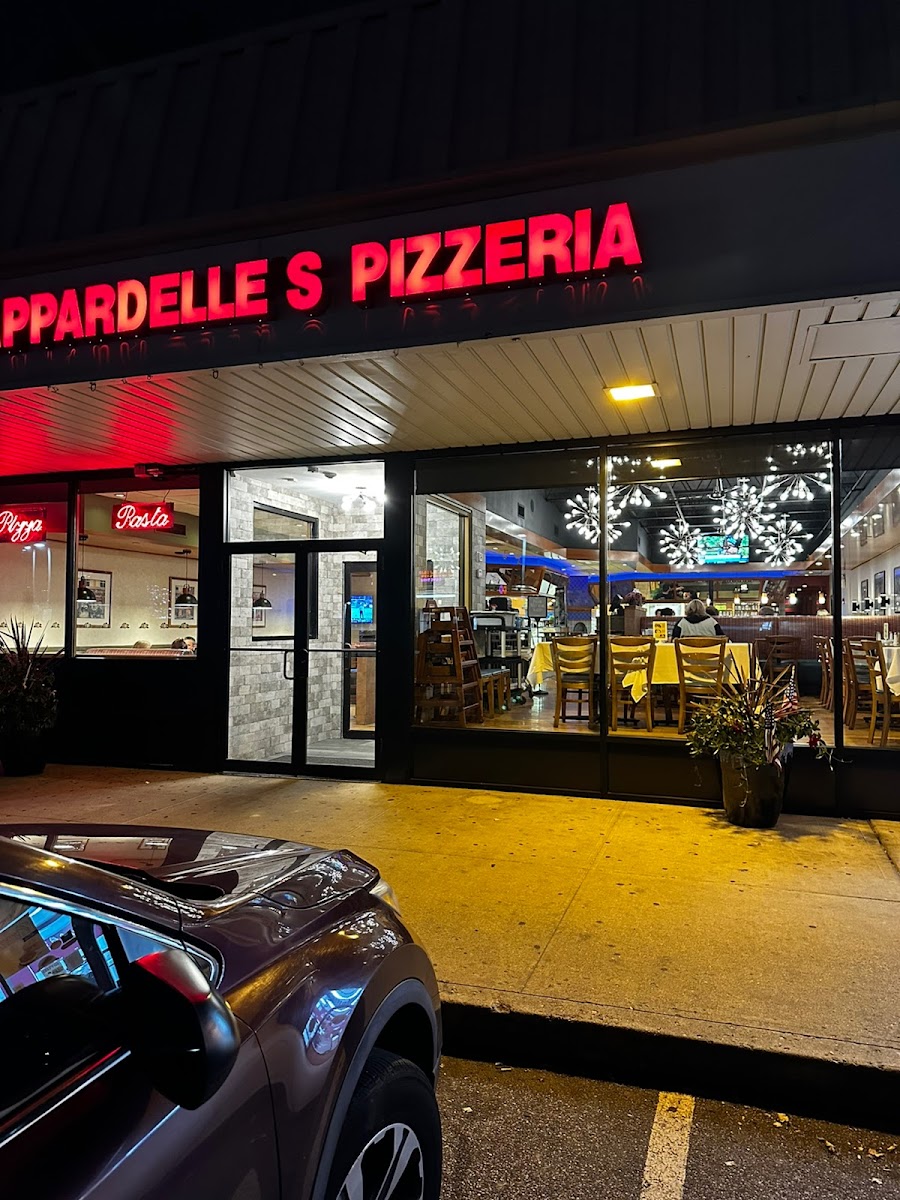 Pappardelle's Pizzeria & Restaurant