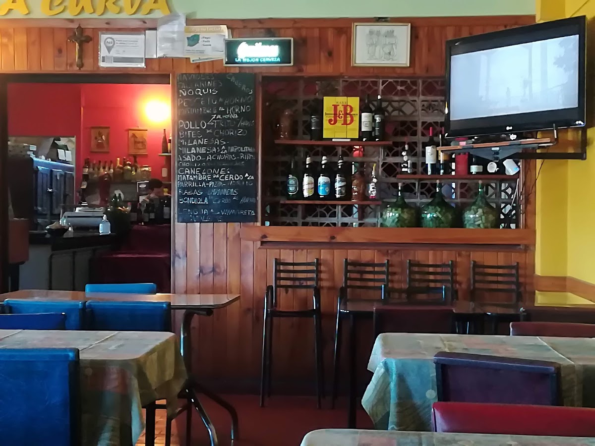 Parrilla Y Restaurante La Curva