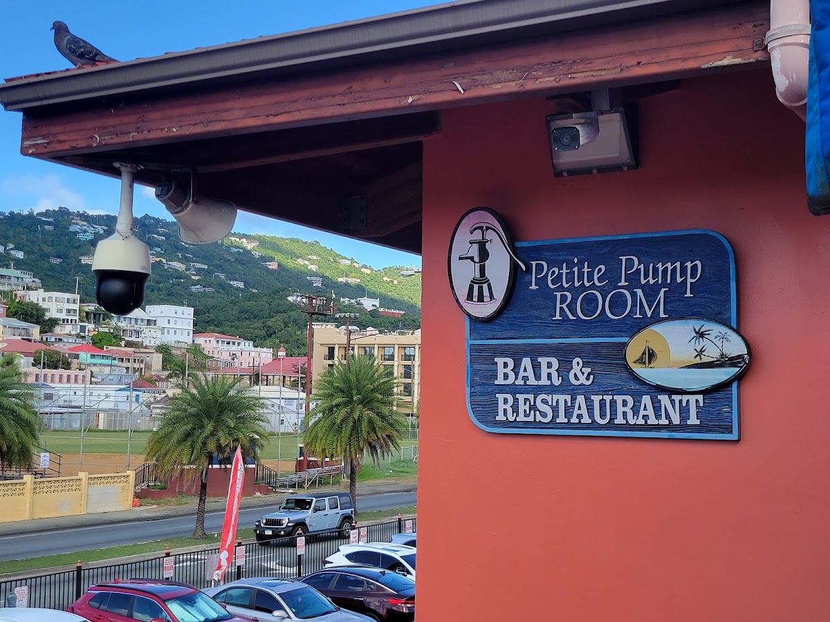 Petite Pump Room Bar & Restaurant St. Thomas