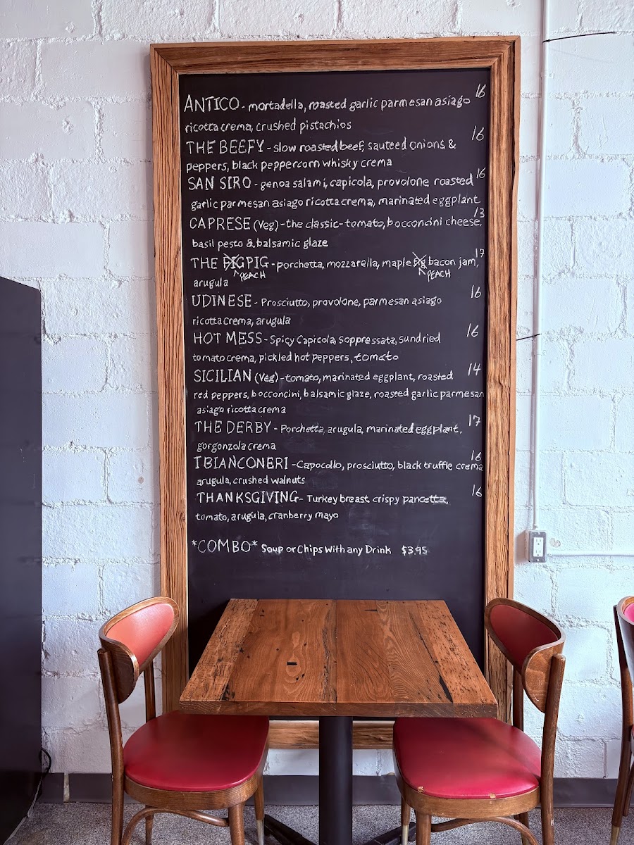 petrellas-italian-street-food/12714-menus-4.jpg