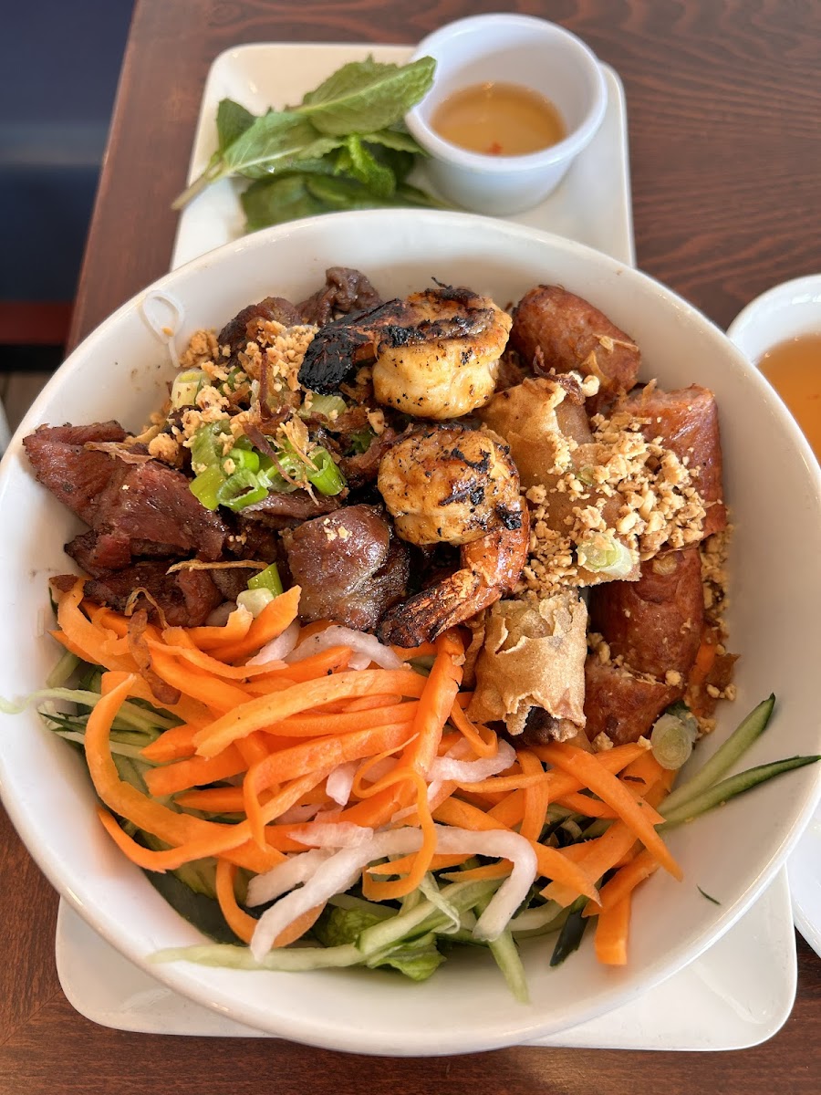 pho-one-vietnamese-restaurant/6492-albums-5.jpg