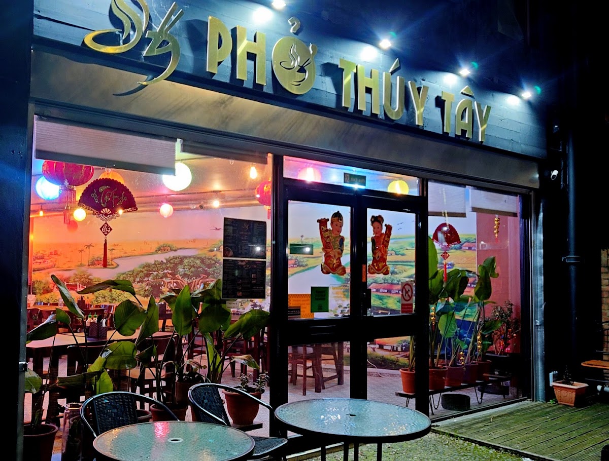 Phở Thuý Tây Café