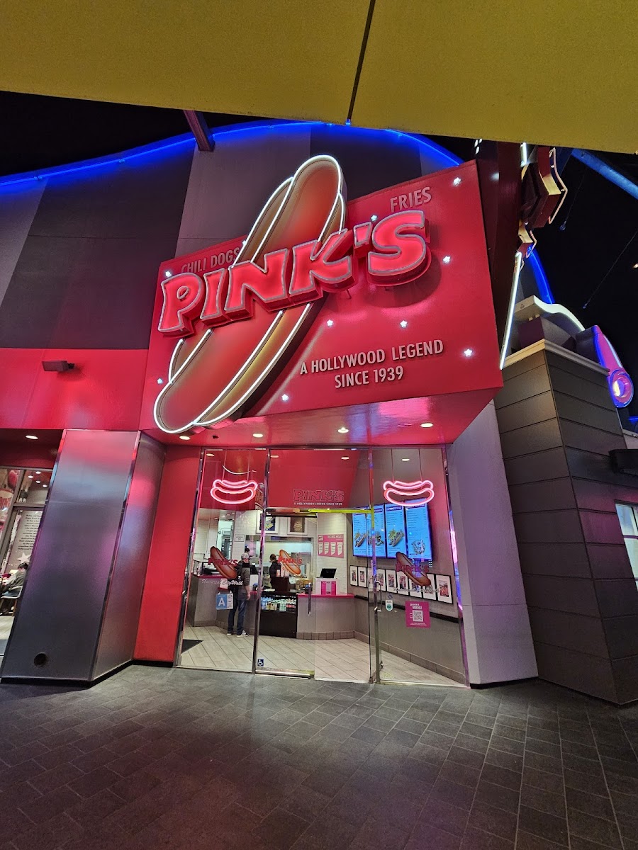 Pink's Hot Dog