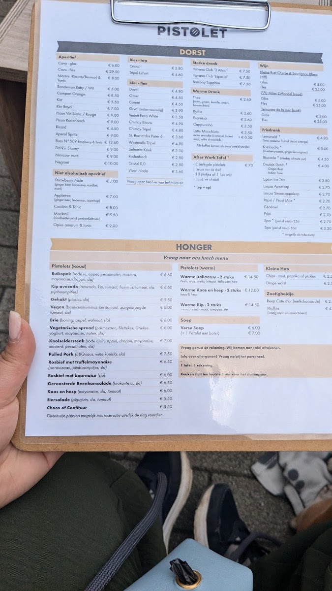 pistolet/22026-menus-1.jpg